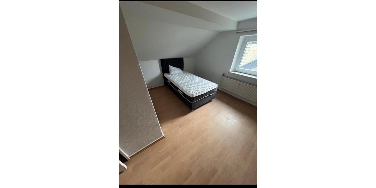 Dachgeschoßwohnung Herzogenrath - 1 Zimmer, 40 m&sup2;, 580&euro; | Angebot:25907481