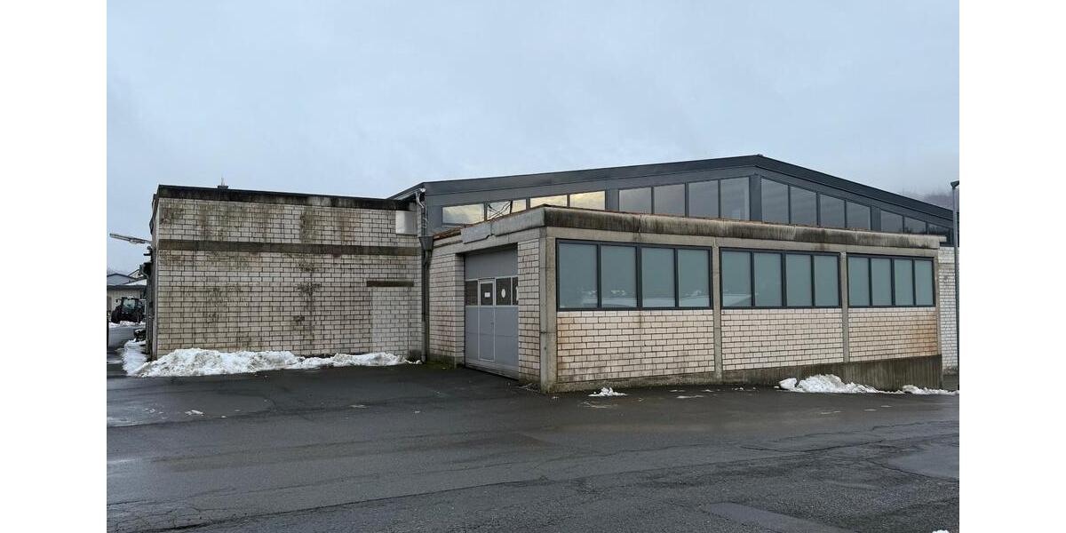 Kalthalle in Haiger mit inkludiertem Büro, beheizt zimmer