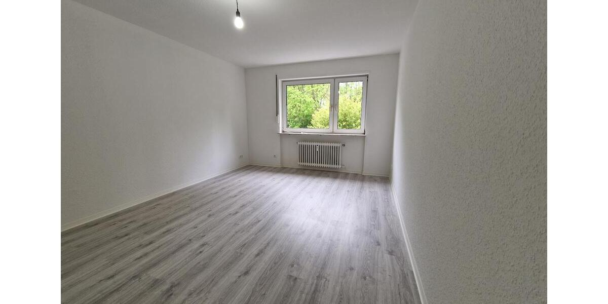 Gutscheinaktion: Gemütliche 2-Zimmer-Wohnung mit großem Balkon auf dem Eschberg 2 zimmer
