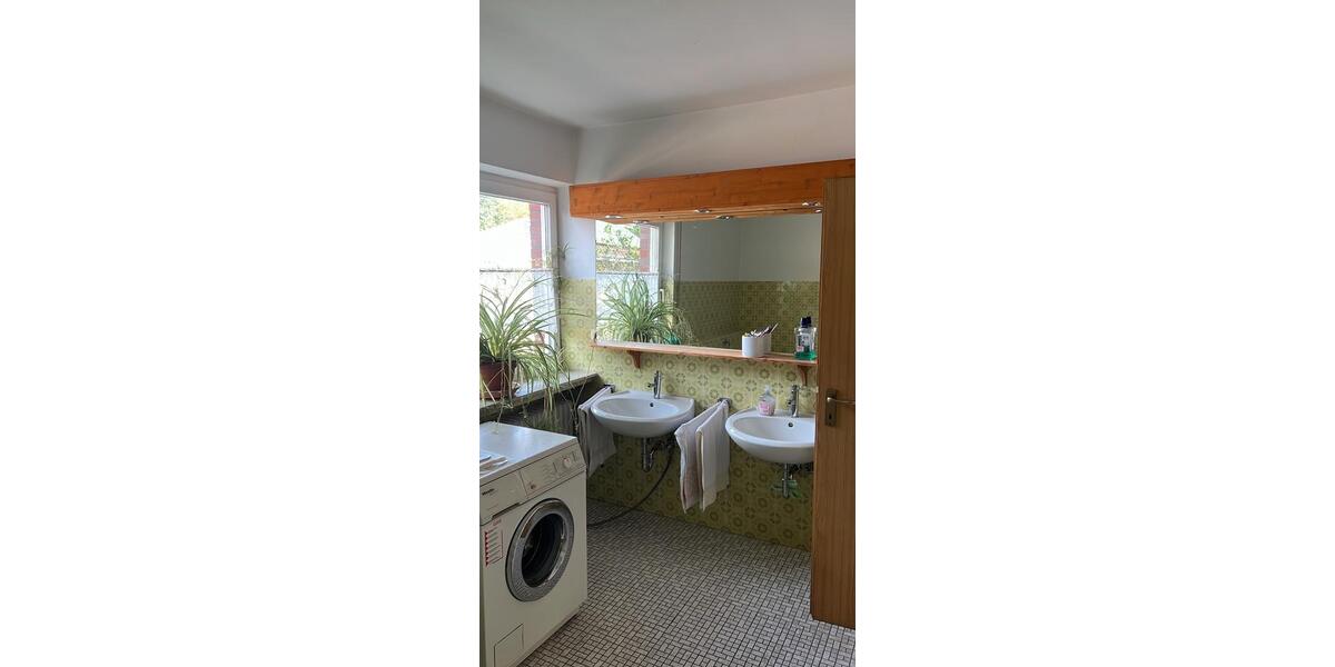 Wohnen auf Zeit Lingen (Ems) - 8 Zimmer, 180 m&sup2;, 380&euro; | Angebot:25658907