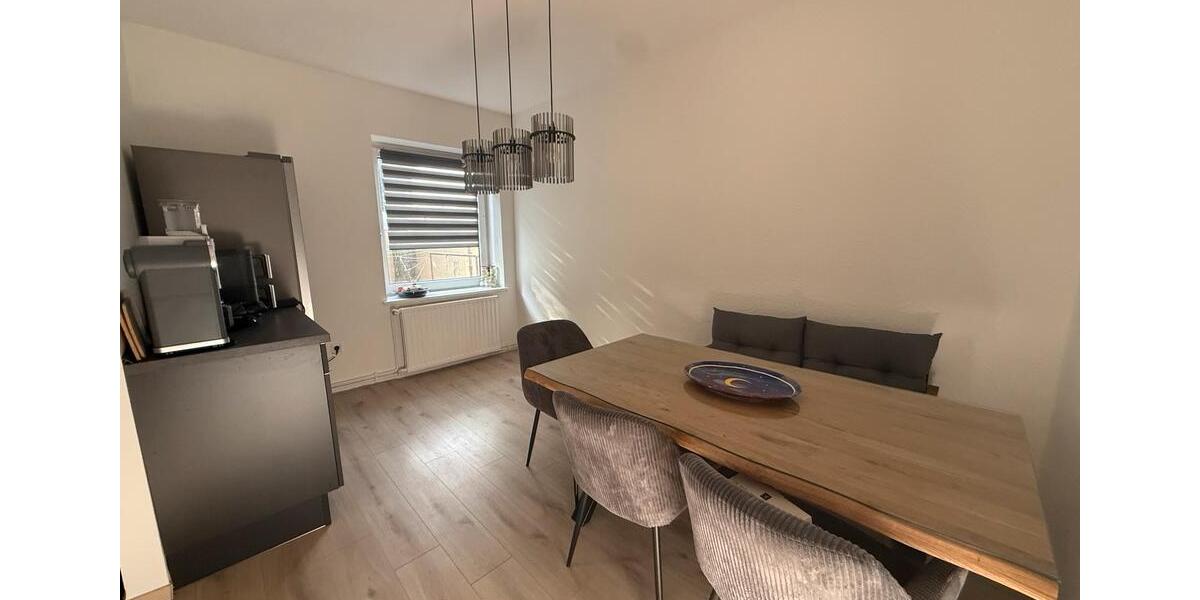 Erdgeschoßwohnung Hannover Vahrenwald-List - 3.5 Zimmer, 90 m&sup2;, 1.220&euro; | Angebot:26611261