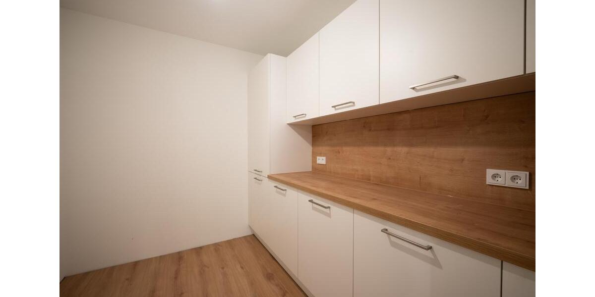 Erdgeschoßwohnung Karben - 3.5 Zimmer, 155 m&sup2;, 1.800&euro; | Angebot:25944228