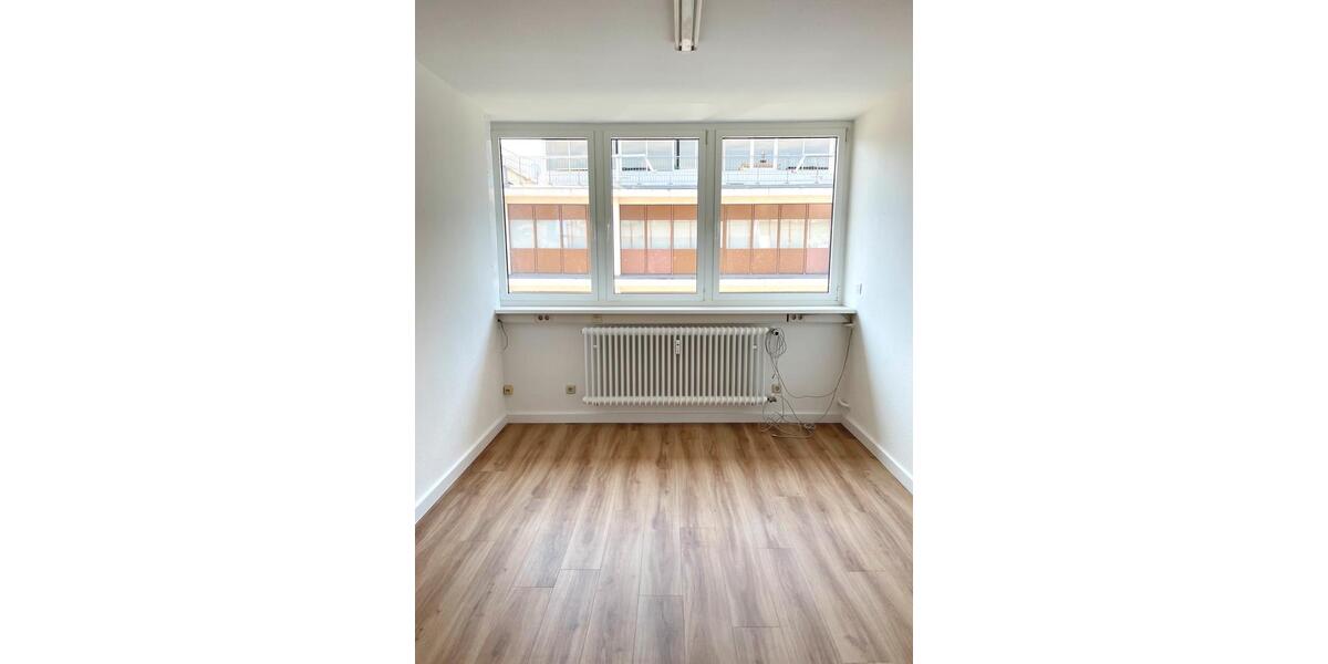 Praxisraum Mannheim Innenstadt 24qm in neuer Praxisgemeinschaft zimmer