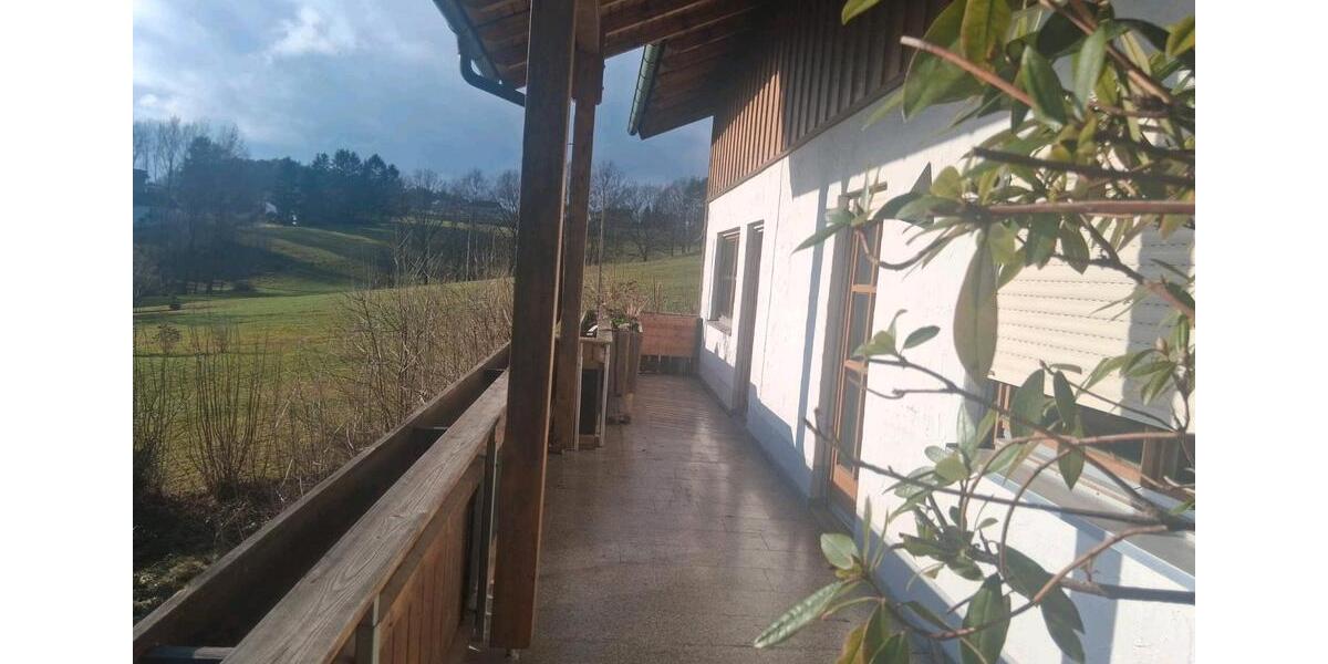 Erdgeschoßwohnung Cham - 2 Zimmer, 100 m&sup2;, 720&euro; | Angebot:25929833