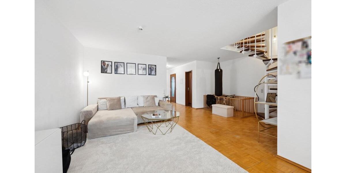 Wunderschöne helle Maisonette Wohnung in Langenau zimmer