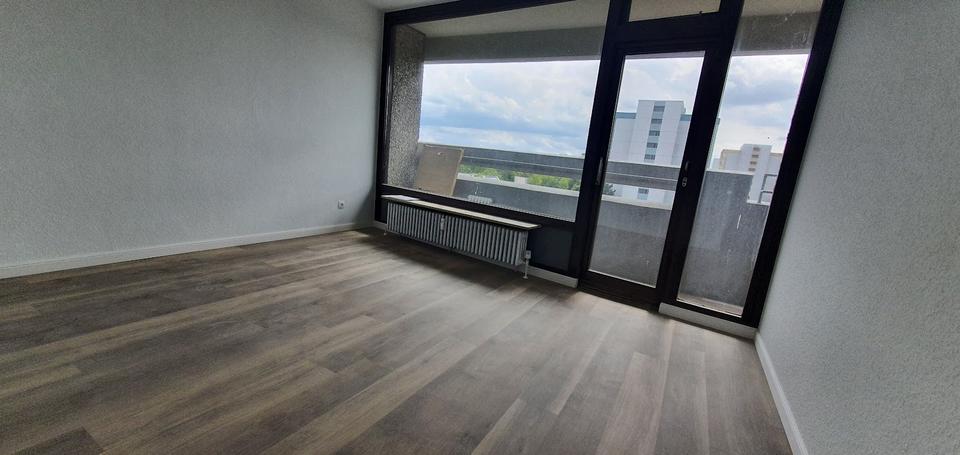 Etagenwohnung Mannheim Käfertal - 4 Zimmer, 103 m&sup2;, 1.055&euro; | Angebot:25961008