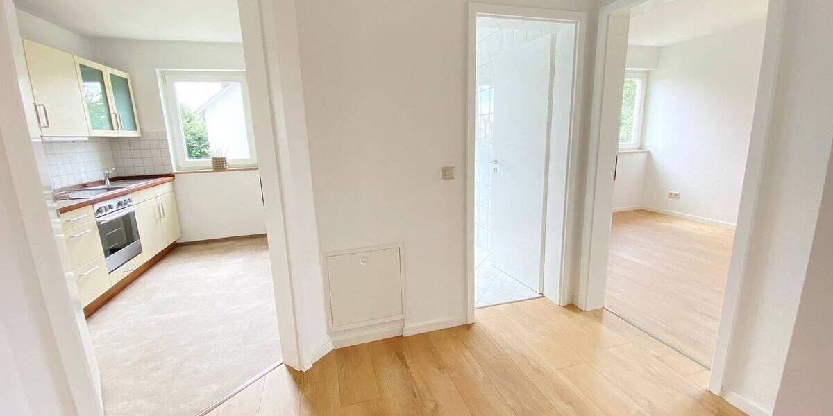 Etagenwohnung Sonneberg Hönbach - 2 Zimmer, 62 m&sup2;, 550&euro; | Angebot:26261571