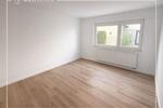 Etagenwohnung Stuttgart Bad Cannstatt - 3 Zimmer, 81 m&sup2;, 1.290&euro; | Angebot:26649386