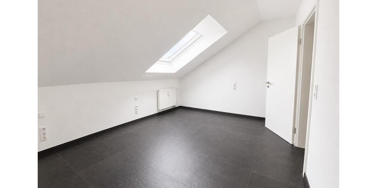 Maisonettenwohnung Stuttgart Luginsland - 4 Zimmer, 90 m&sup2;, 1.800&euro; | Angebot:26626696