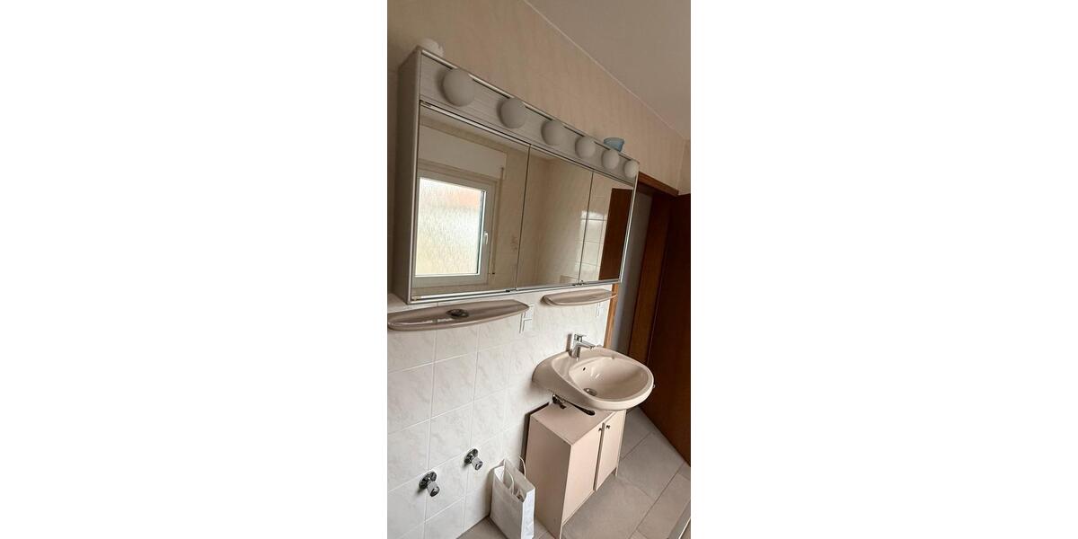 Dachgeschoßwohnung Alzey - 3 Zimmer, 75 m&sup2;, 900&euro; | Angebot:24865594