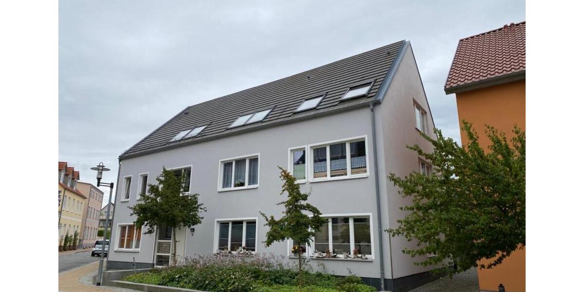 Dachgeschoßwohnung Waren (Müritz) - 3 Zimmer, 72 m&sup2;, 750&euro; | Angebot:25156058