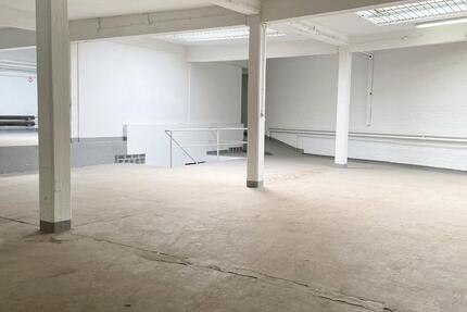 HalleKreativfläche mit Büro und Lagerkeller, Hintergebäude, LieferzufahrtTor, provisionsfrei zimmer