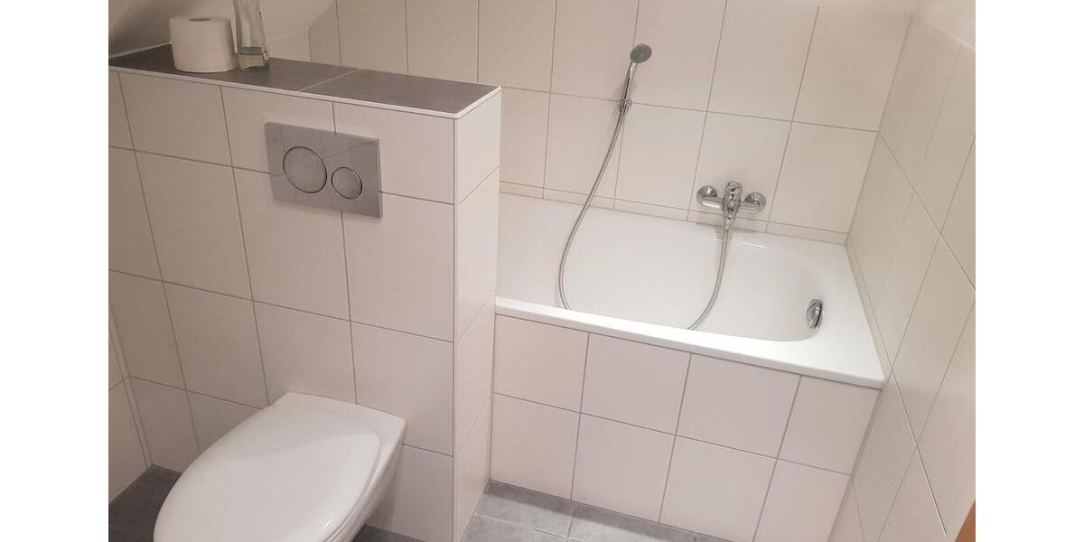 Etagenwohnung Ihringen - 4 Zimmer, 119 m&sup2;, 1.300&euro; | Angebot:26033398