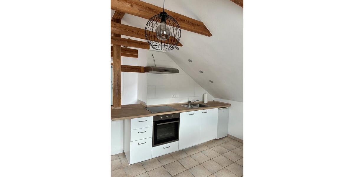 Dachgeschoßwohnung Pfedelbach - 1.5 Zimmer, 30 m&sup2;, 450&euro; | Angebot:26626714