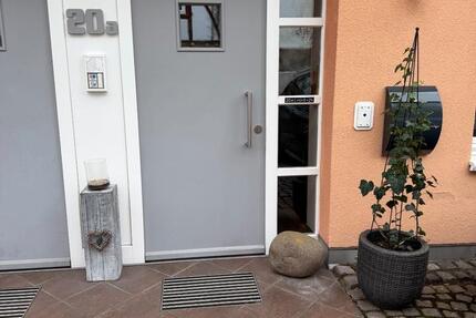 Wohnung Warburg - 2 Zimmer, 94 m&sup2;, 740&euro; | Angebot:27552033