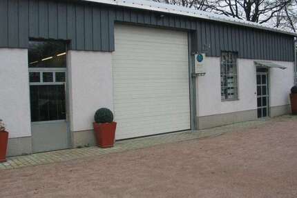 Halle in Henstedt-Ulzburg (Gewerbepark Nord) 1.306 € 122 m²