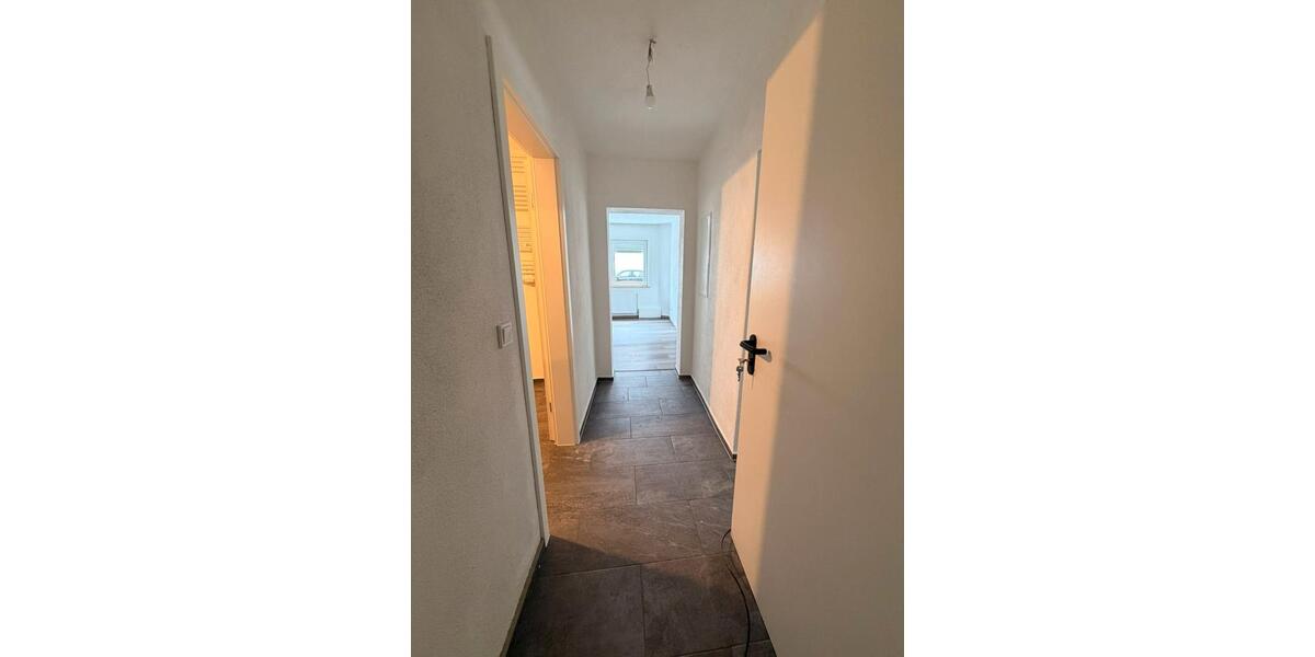 Erdgeschoßwohnung Trier Kürenz - 2 Zimmer, 78 m&sup2;, 900&euro; | Angebot:26566088