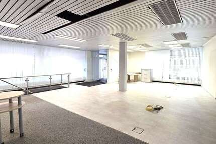 Gewerbeobjekt Kornwestheim - 2.200&euro; | Angebot:26171452