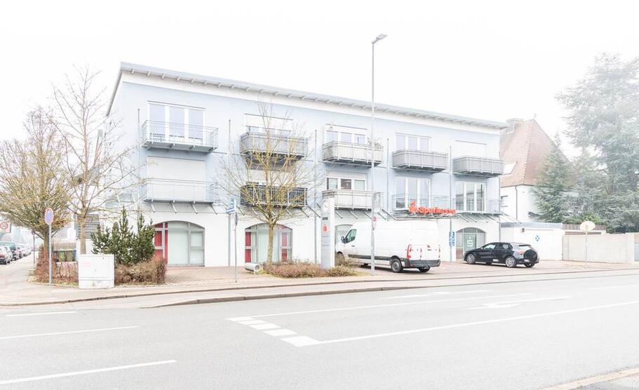 Erdgeschossfläche für BüroPraxis oder Laden