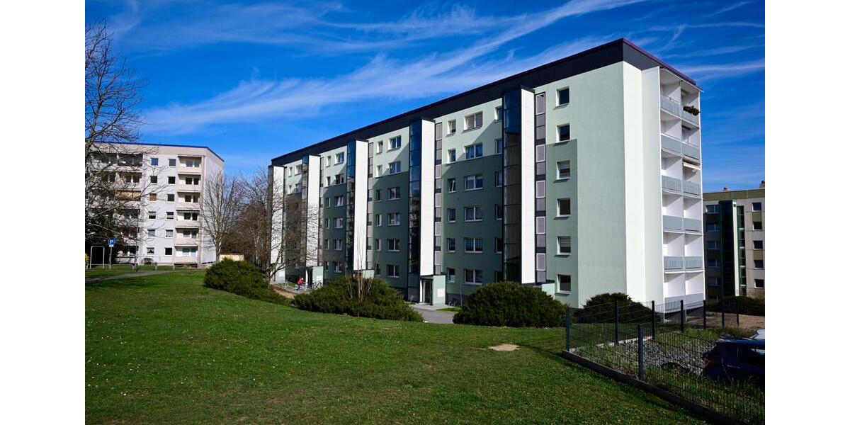 Erdgeschoßwohnung Crimmitschau - 3 Zimmer, 56 m&sup2;, 439&euro; | Angebot:25418320