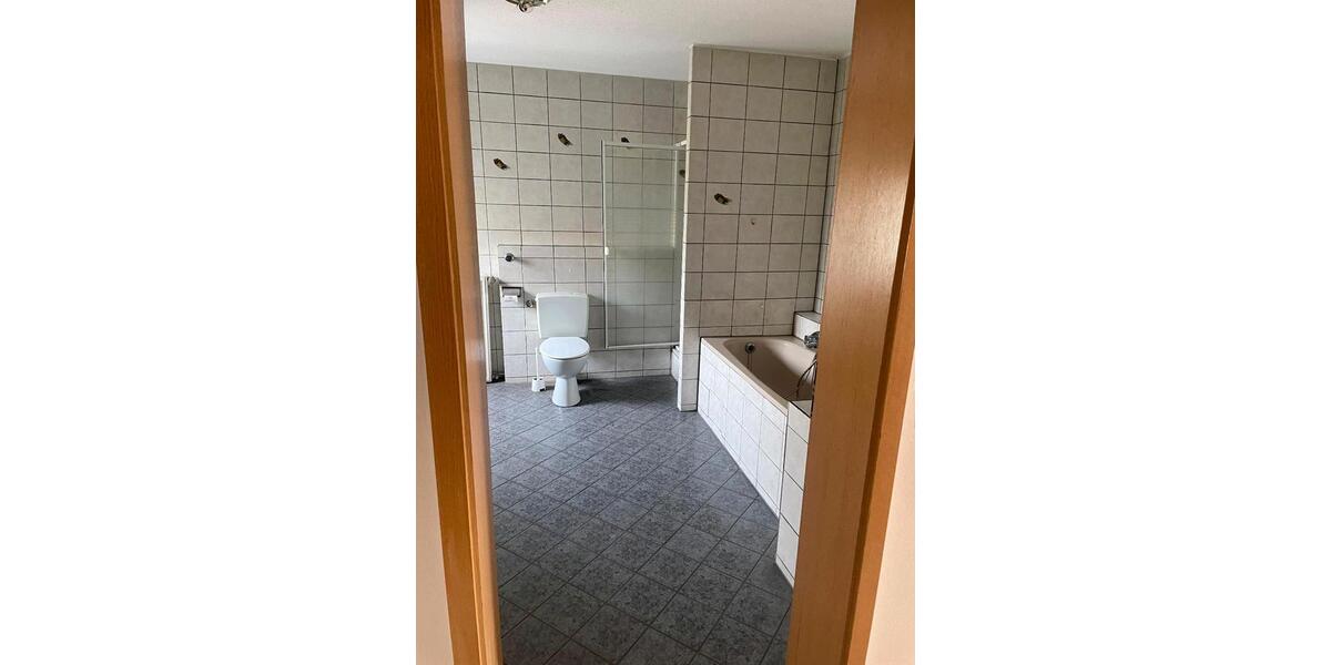 Etagenwohnung Recklinghausen König Ludwig - 1 Zimmer, 75 m&sup2;, 600&euro; | Angebot:25869909