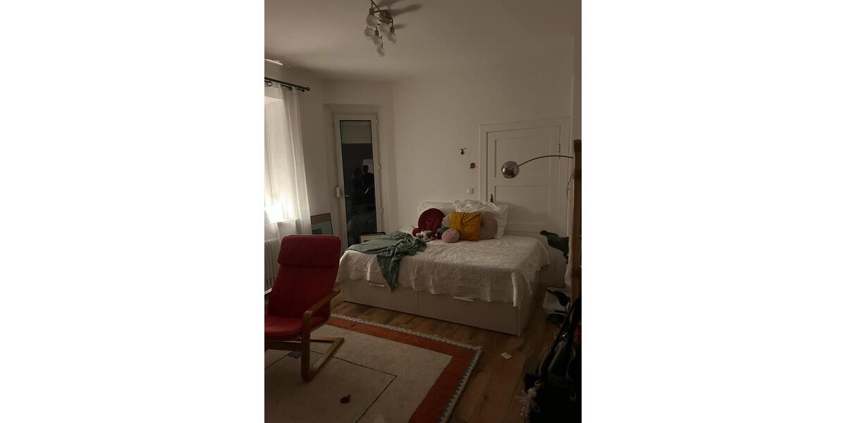 Erdgeschoßwohnung Berlin Neukölln - 20 Zimmer, 90 m&sup2;, 850&euro; | Angebot:25257408