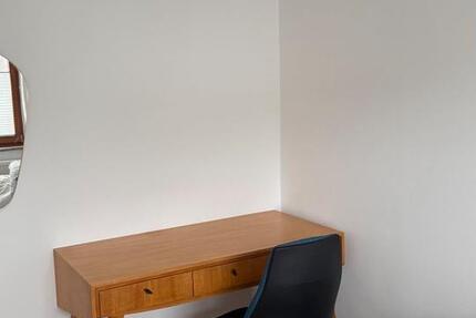 Gemütliches Zimmer in großzügigem Haus mit Pool & Garten! 1 zimmer