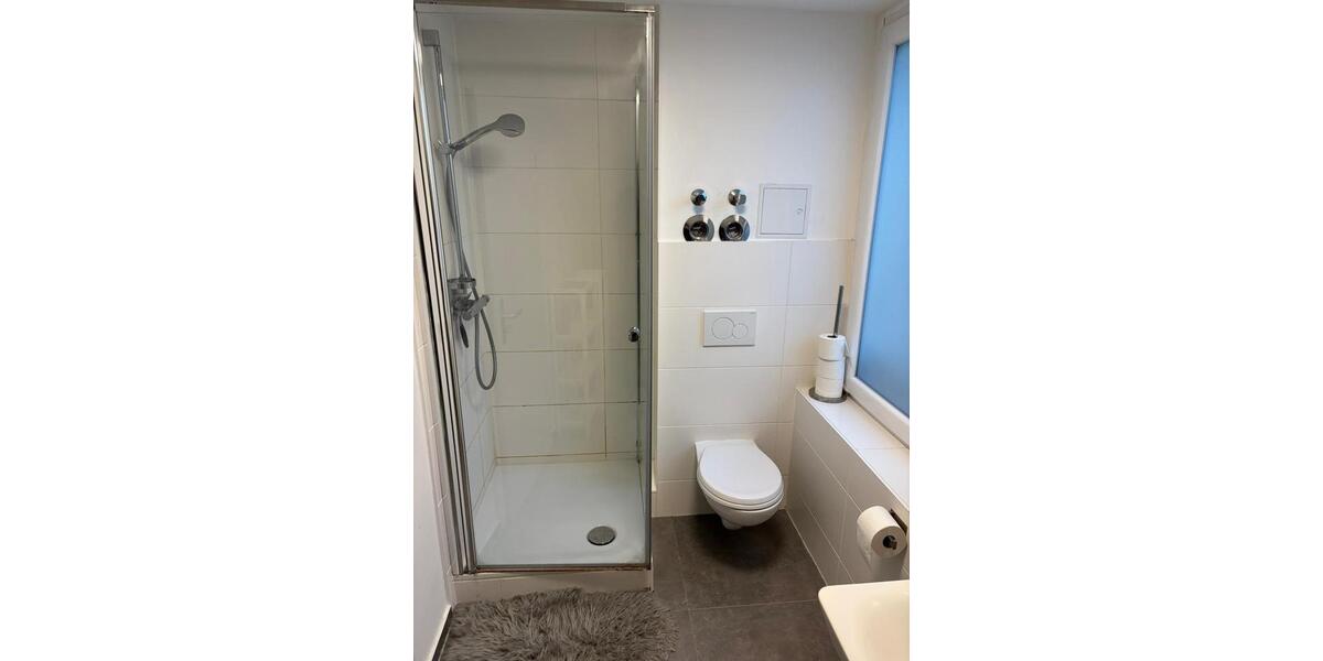 Dachgeschoßwohnung Hannover Nord - 3 Zimmer, 54 m&sup2;, 1.200&euro; | Angebot:25187031