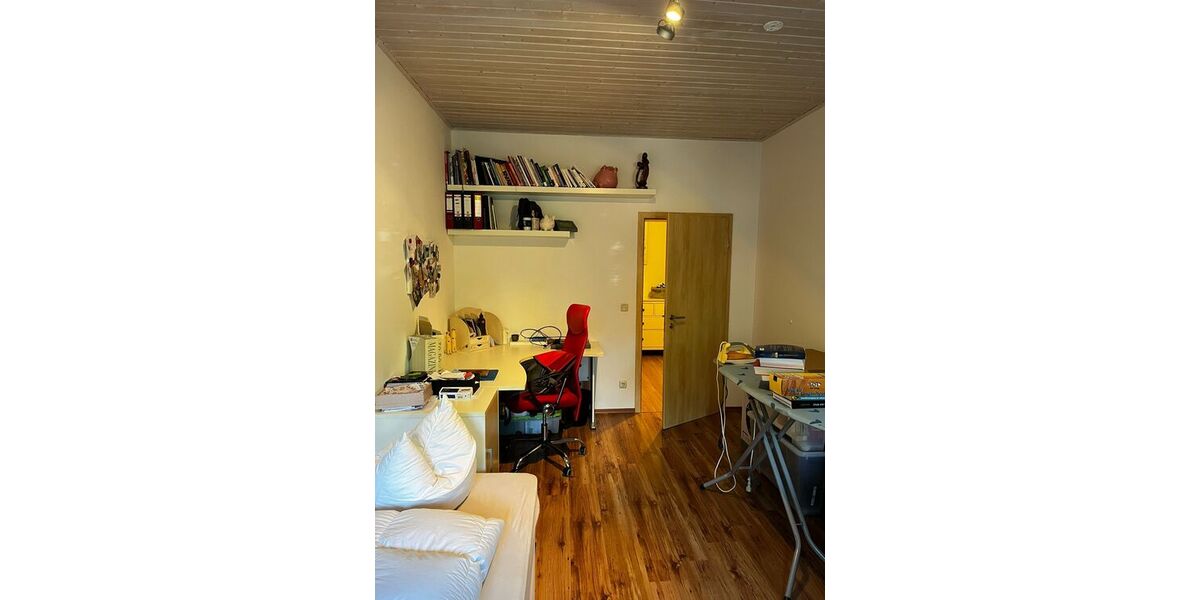 Exklusive 4 Raum EG Wohnung in Bestlage von Gera zu vermieten!! - Dachgeschoßwohnung Gera Untermhaus | Angebot:26101588