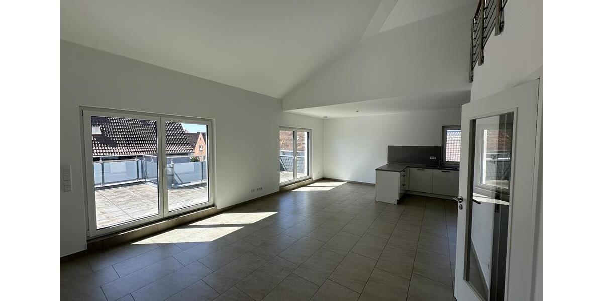 Dachgeschoßwohnung Celle Altenhagen - 2.5 Zimmer, 103 m&sup2;, 970&euro; | Angebot:26549587