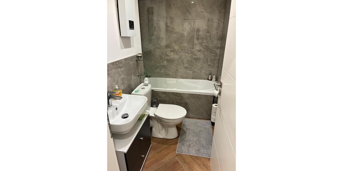 Etagenwohnung Sankt Augustin - 1.5 Zimmer, 42 m&sup2;, 840&euro; | Angebot:26296376