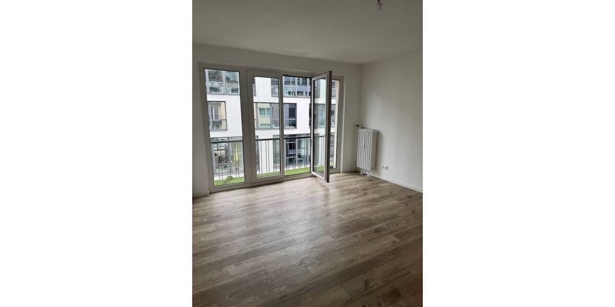 Aufwendig sanierte 3 Zimmerwohnung mit einem Austritt in unmittelbarer Dom und Rheinnähe! 3 zimmer