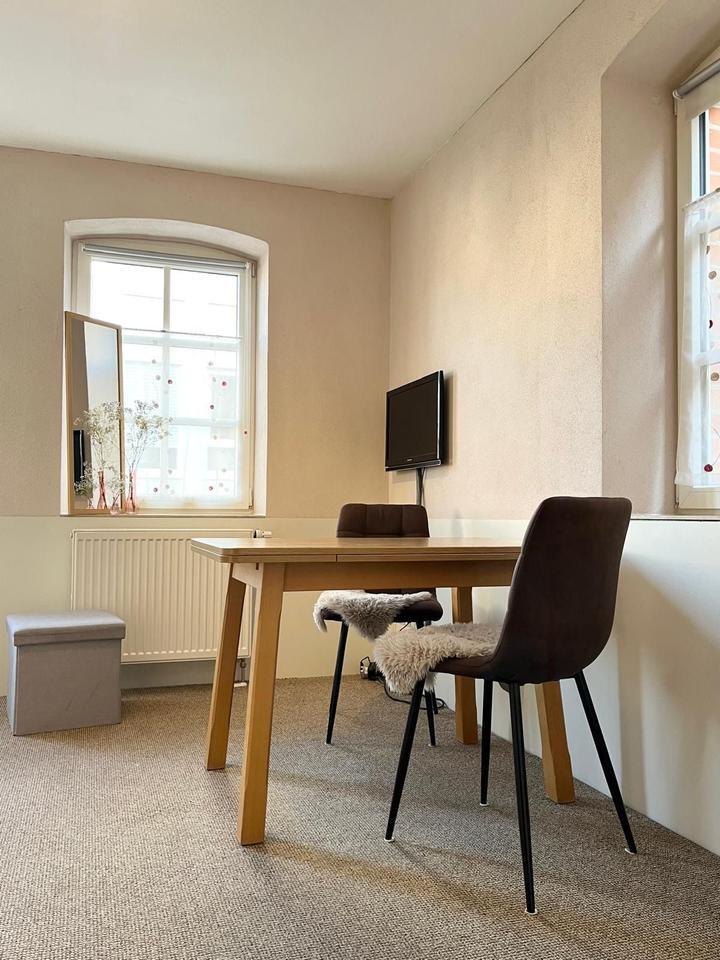 1-Zimmerwohnung mit Wlan, Kleine Küche, DuscheWC und Tv