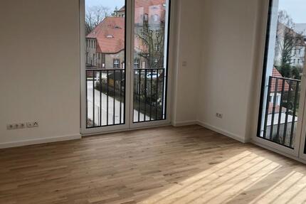 2 Zimmer Wohnung m. Balkon und Tiefgarage, Südwestlage 2 zimmer