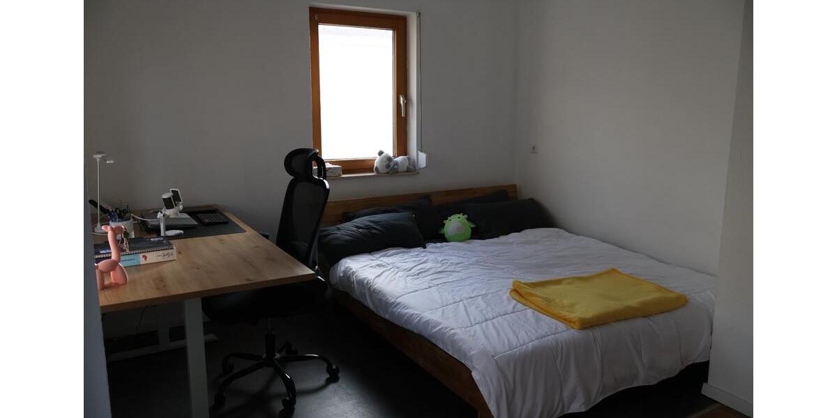 Vollmöbliertes WG-Studentenzimmer in grüner Oase in Hainholz 1 zimmer