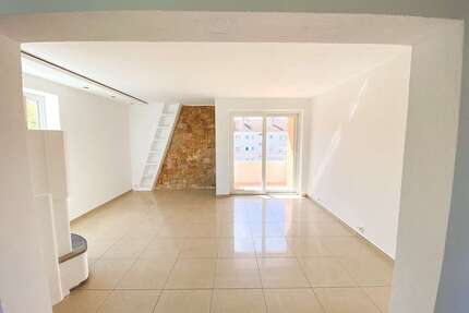 Wohnung Traunreut Irsing - 3 Zimmer, 79 m&sup2;, 900&euro; | Angebot:26397824