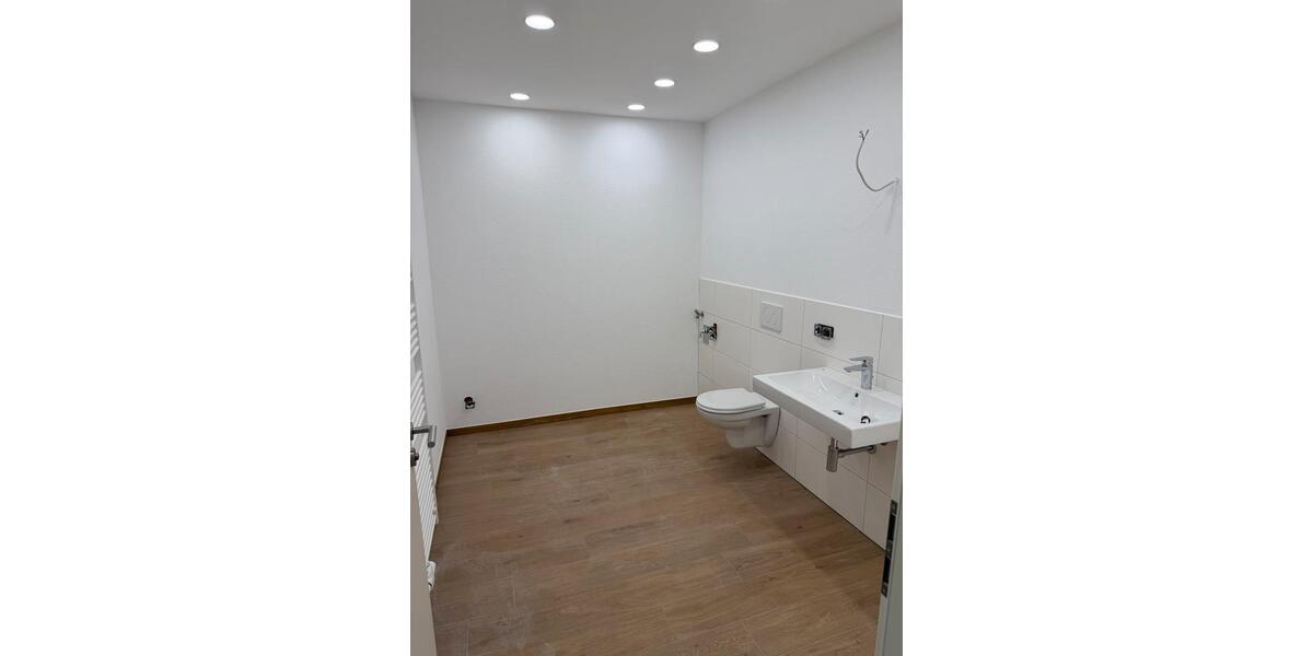 Etagenwohnung Rottenburg am Neckar - 4 Zimmer, 113 m&sup2;, 890&euro; | Angebot:26679237