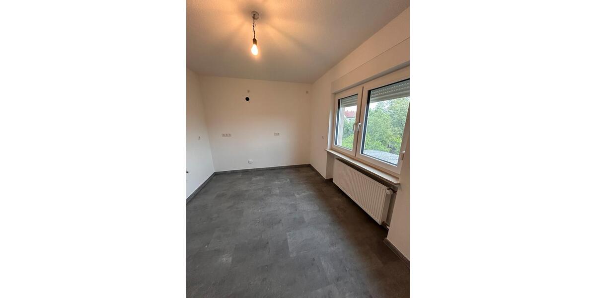 Etagenwohnung Gründau - 3 Zimmer, 78 m&sup2;, 1.050&euro; | Angebot:26482959
