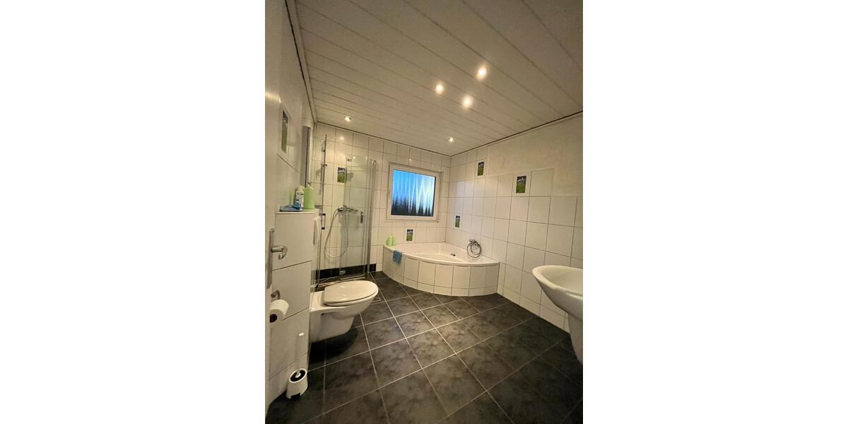 Erdgeschoßwohnung Brühl - 2 Zimmer, 70 m&sup2;, 890&euro; | Angebot:24307450