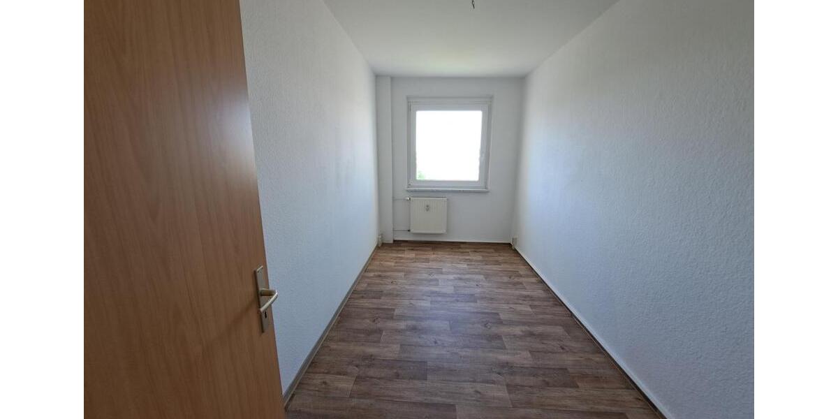Etagenwohnung Löbau - 2 Zimmer, 56 m&sup2;, 317&euro; | Angebot:16399404