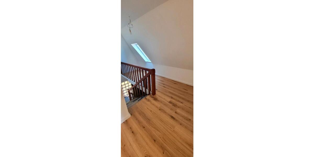Einfamilienhaus Bispingen - 10 Zimmer, 280 m&sup2;, 2.000&euro; | Angebot:26603340