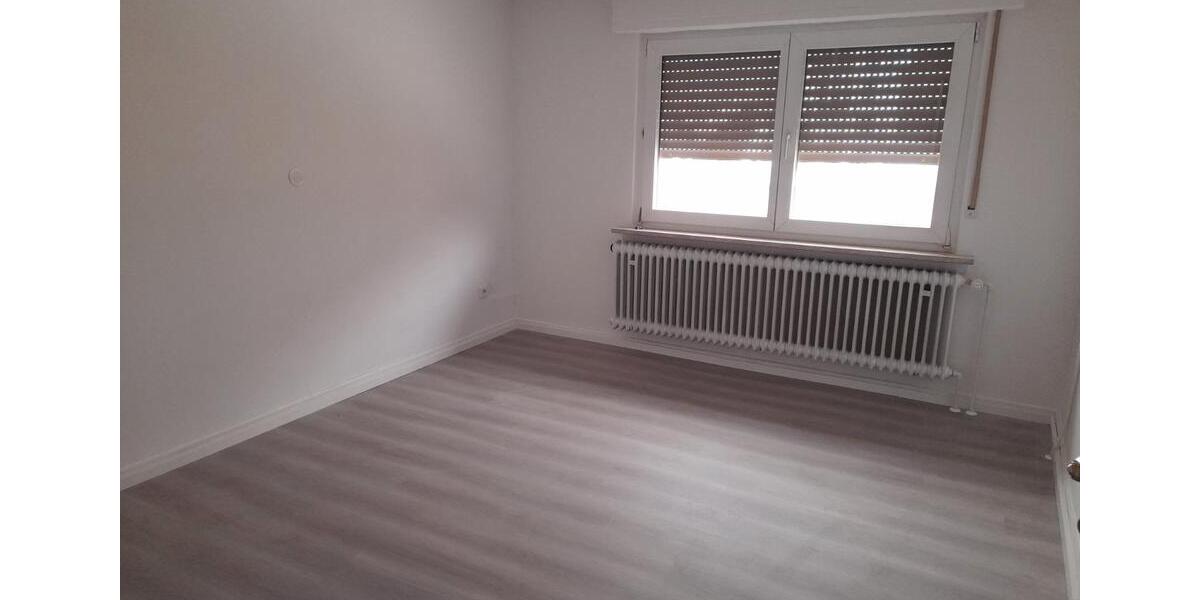 Einfamilienhaus Obertshausen - 2.5 Zimmer, 69 m&sup2;, 750&euro; | Angebot:26519148