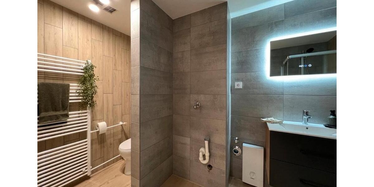 Etagenwohnung Saarbrücken West - 3 Zimmer, 76 m&sup2;, 800&euro; | Angebot:26042557