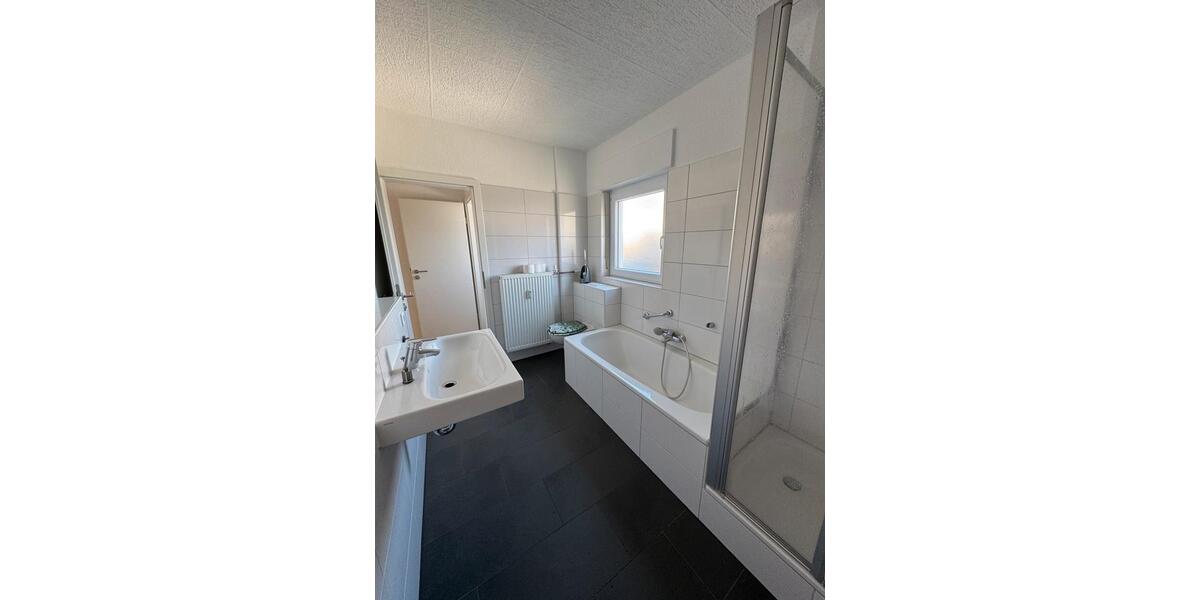 Erdgeschoßwohnung Mainhausen - 3 Zimmer, 90 m&sup2;, 1.465&euro; | Angebot:25383552