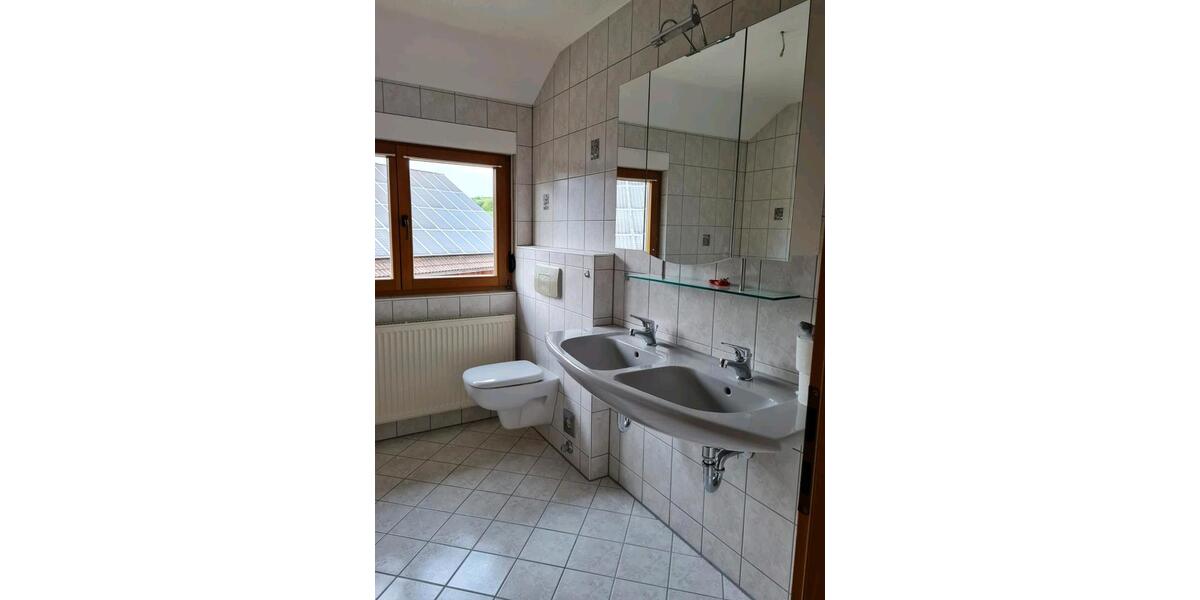 Dachgeschoßwohnung St. Johann - 3.5 Zimmer, 82 m&sup2;, 800&euro; | Angebot:26414201