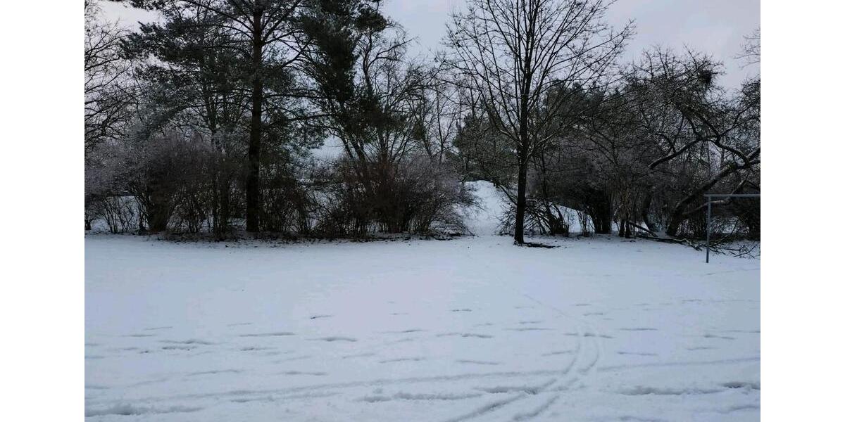 Erdgeschoßwohnung Hoyerswerda - 3 Zimmer, 63 m&sup2;, 480&euro; | Angebot:25100568