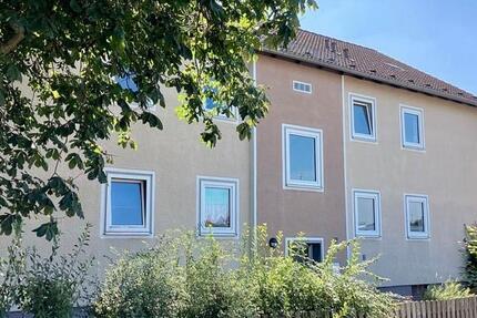 Modernisierte 3-Zimmer-Wohnung mit Tageslichtbad und Balkon