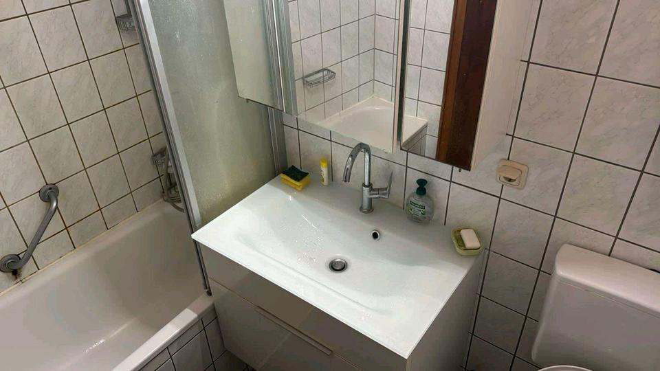 Etagenwohnung Mülheim an der Ruhr Broich - 1 Zimmer, 15 m&sup2;, 500&euro; | Angebot:24707990