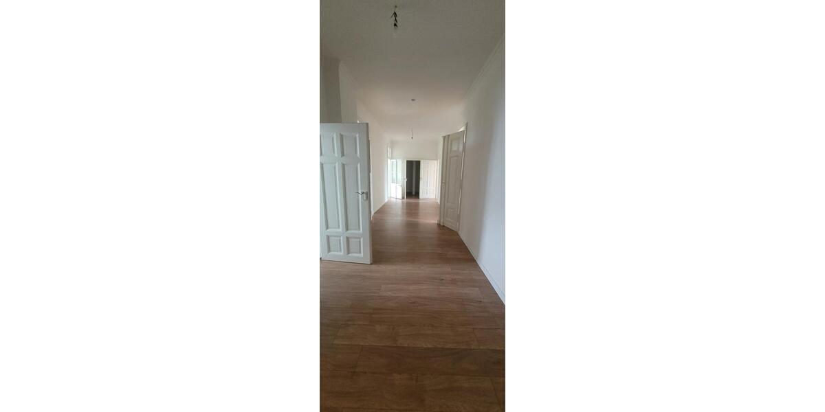 einzigartiger Wohntraum für Familien mit Balkon in super Lage 4 zimmer