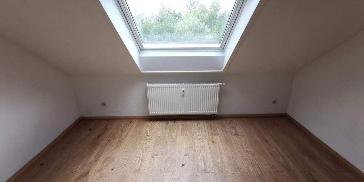 Etagenwohnung Neukieritzsch OT Lobstädt Lobstädt - 2 Zimmer, 33 m&sup2;, 270&euro; | Angebot:24990199